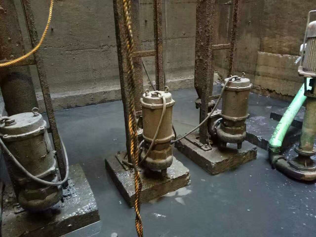 云县污水池清理